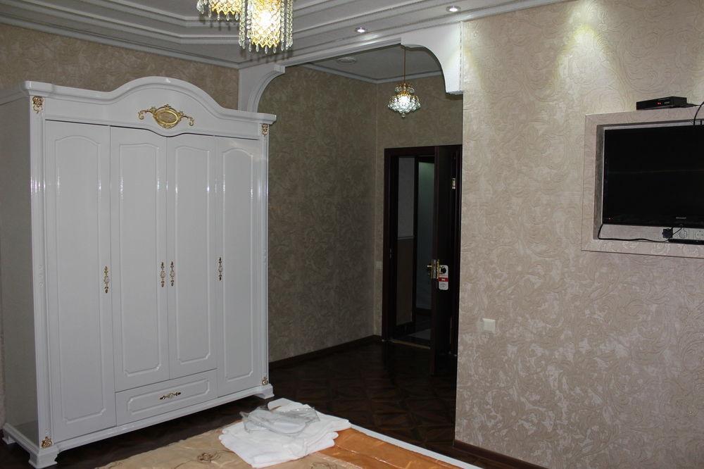 Elegant Boutique Rustaveli Hotell Tbilisi Eksteriør bilde