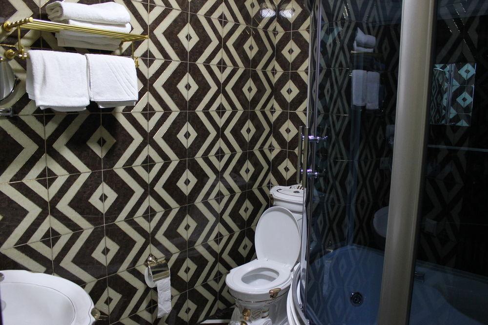Elegant Boutique Rustaveli Hotell Tbilisi Eksteriør bilde