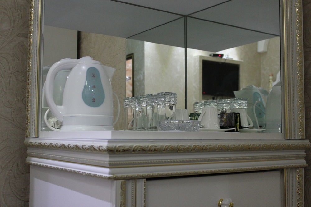 Elegant Boutique Rustaveli Hotell Tbilisi Eksteriør bilde