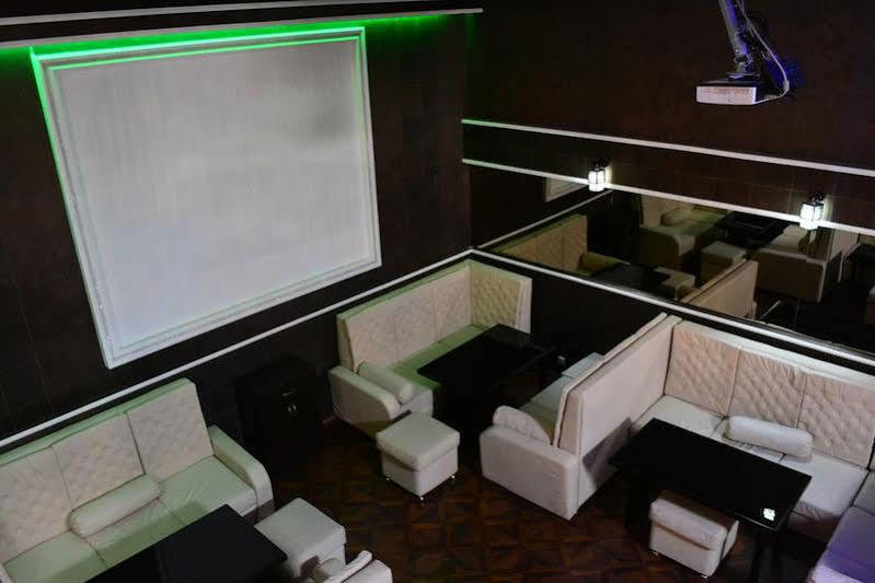 Elegant Boutique Rustaveli Hotell Tbilisi Eksteriør bilde